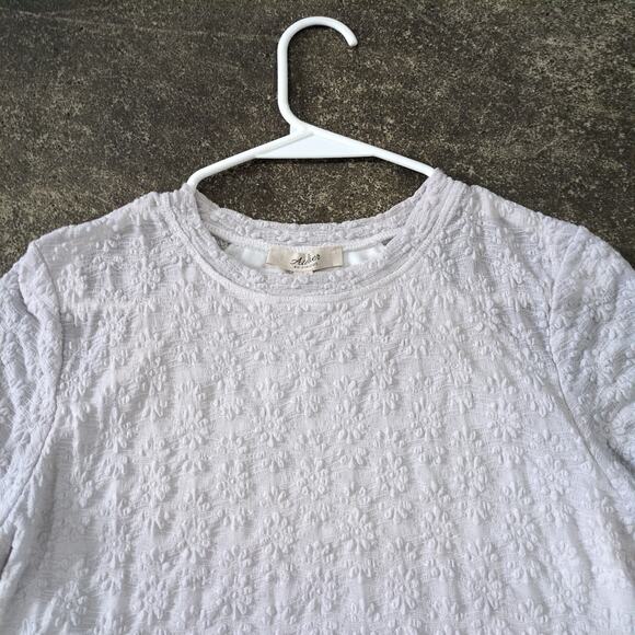 Atelier By Kirious Crop Top Womens L White Floral Short Sleeve Summer Vacation - Picture 2 of 8